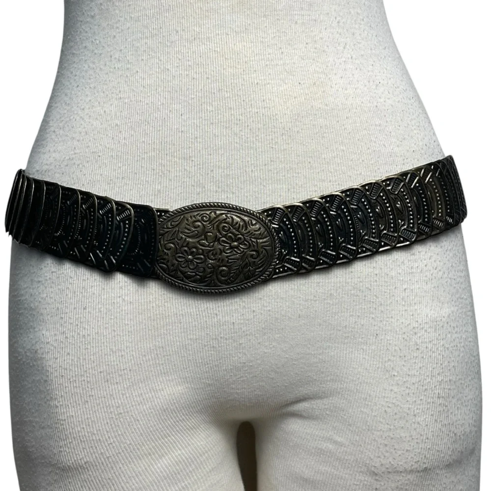 Unbranded Metal Embossed Bronze Colored Stretch Belt Ornate Medallion Style L